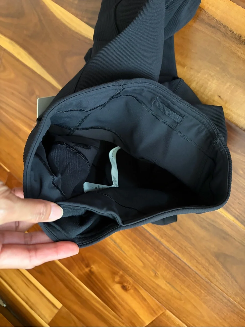 Lululemon Athletica Trail Trekker high rise black cargo Leggings size 4 NWT